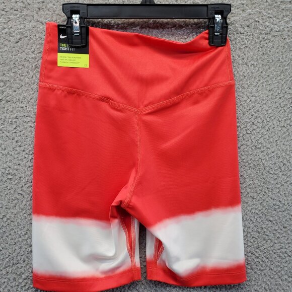 Nike Womens Shorts Medium Tight Fit Training Tights Red Mid Rise New - Picture 8 of 9
